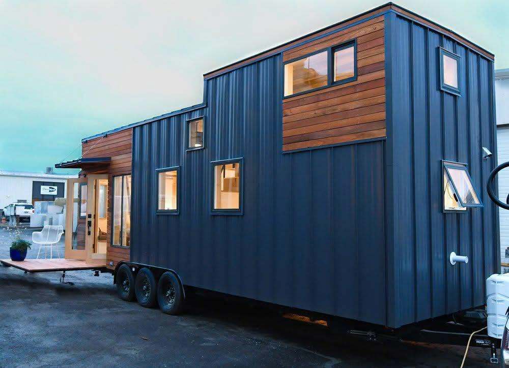 <span style="font-weight: bold;">Alpine Luxury Cabin&nbsp;</span>